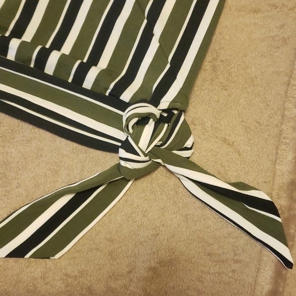 NWT Express L Green Striped Tie Hem Cami - Picture 8 of 8